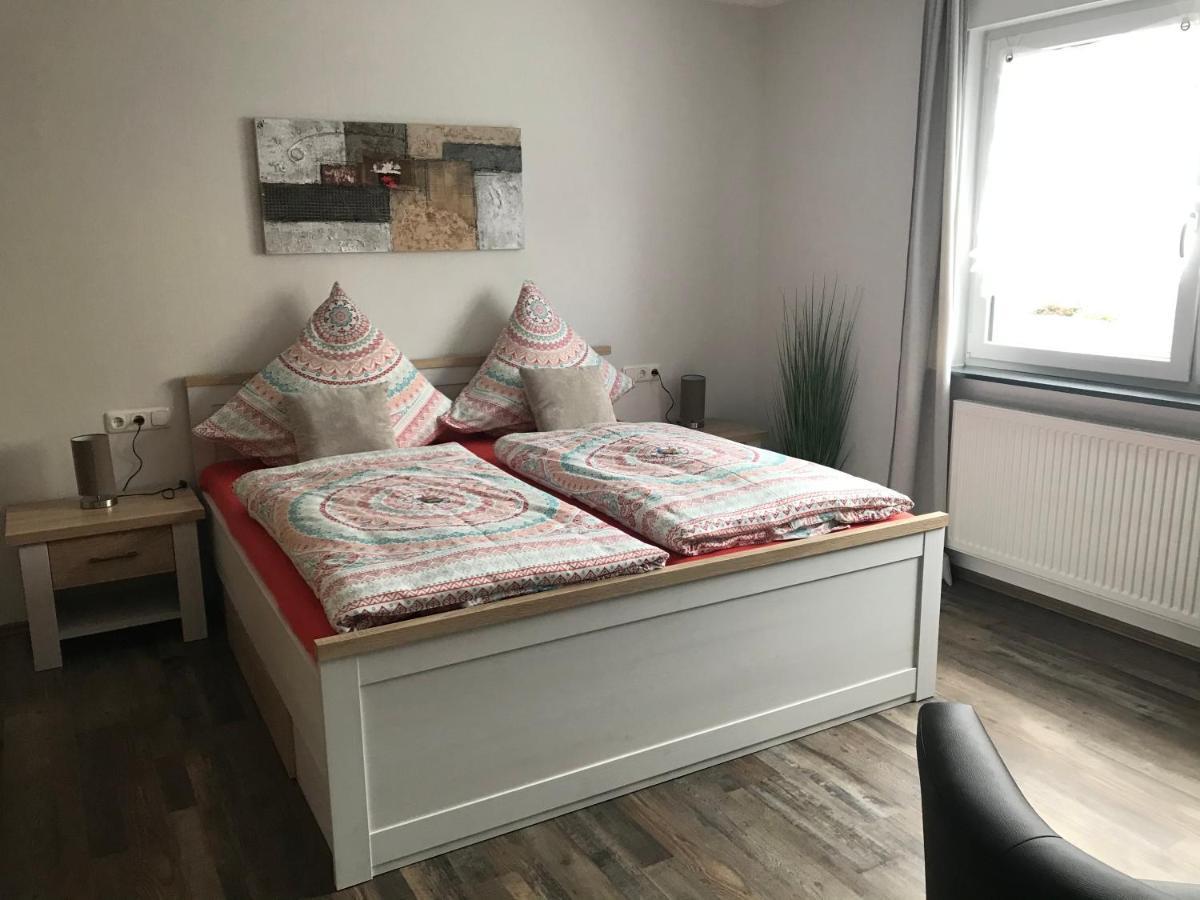 Steinau an der Straße Ferien-/Monteurwohnung Am Ring מראה חיצוני תמונה